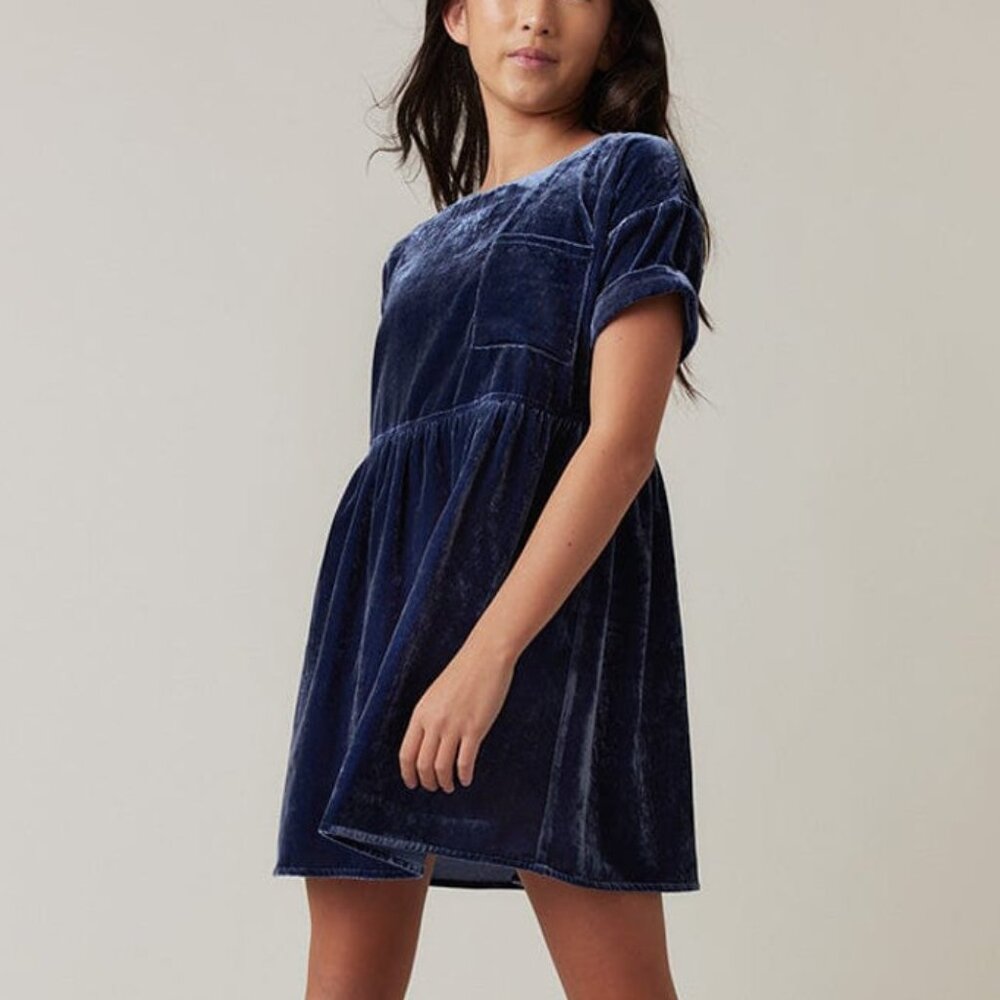NWT.  Franki by Francesca’s * Oversized Velvet T-Shirt Dress * Youth 7